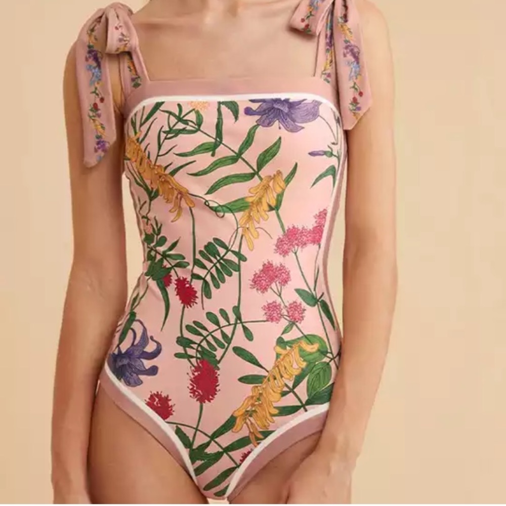 NWT reversible one piece swimsuit M